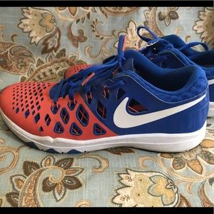 Nike boys U of F Shoes